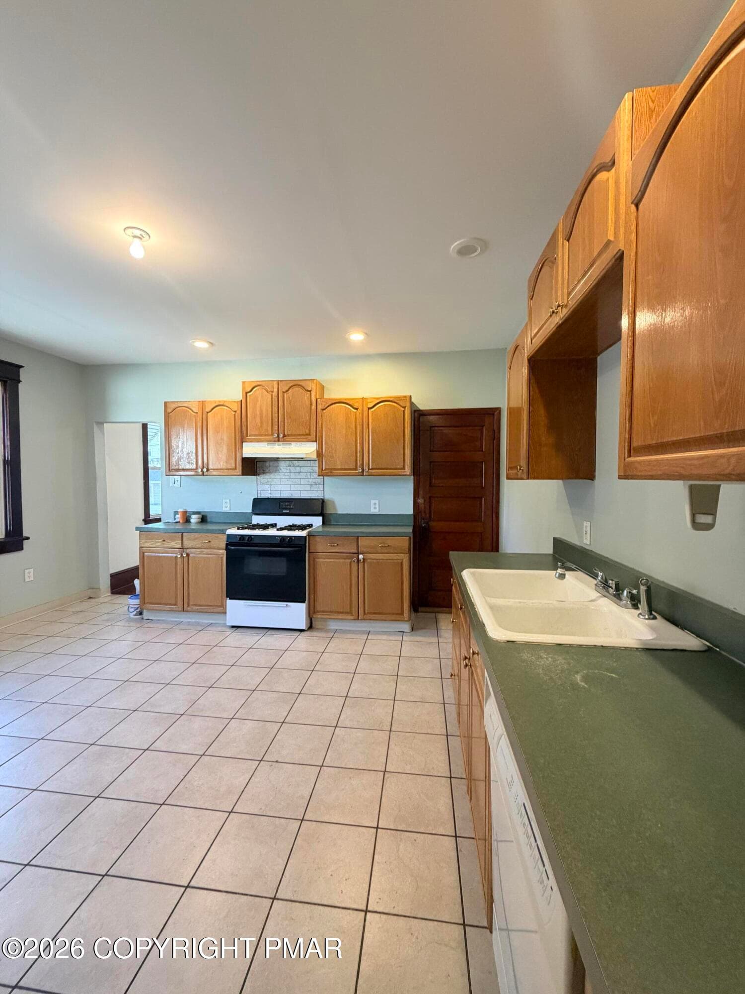 IMG_6413 - 30 Ralph Street, Wilkes Barre, PA 18705