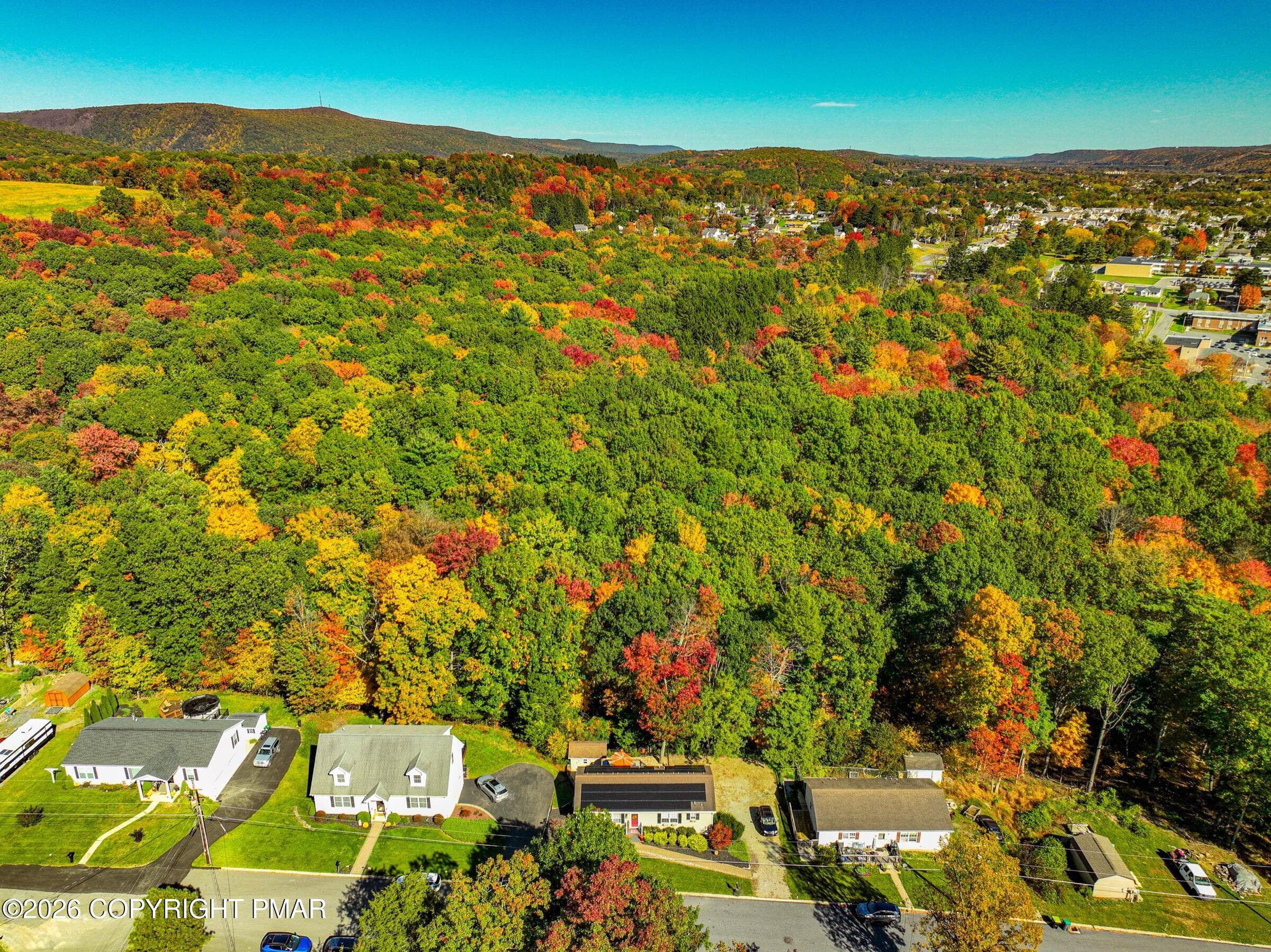 Neighborhood View (4) - 398 Center Road, Lehighton, PA 18235