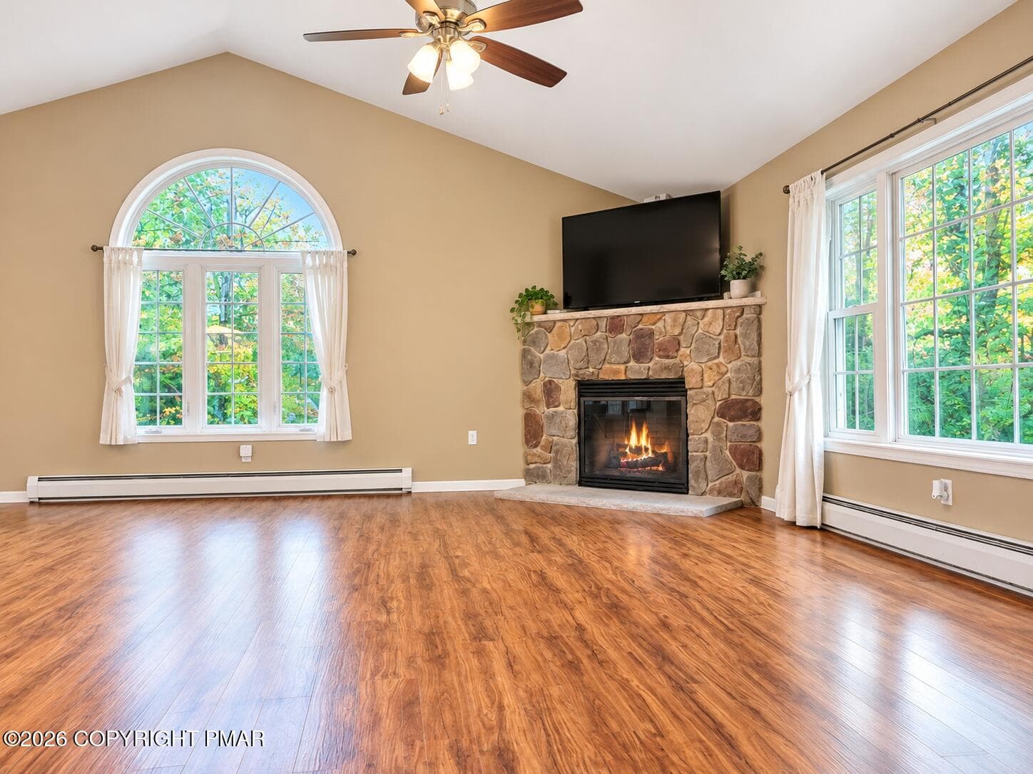 file_0000000021f081f586f89f9adad6c001 - 6164 Starlight Court, Swiftwater, PA 18370