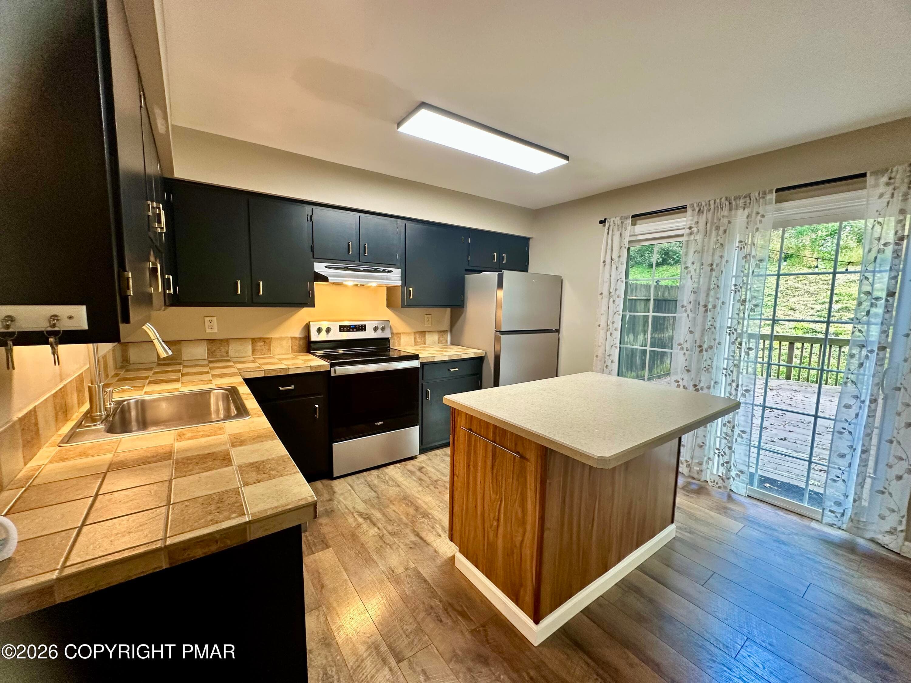kitchen3 - 68 Highlands Boulevard, Easton, PA 18042