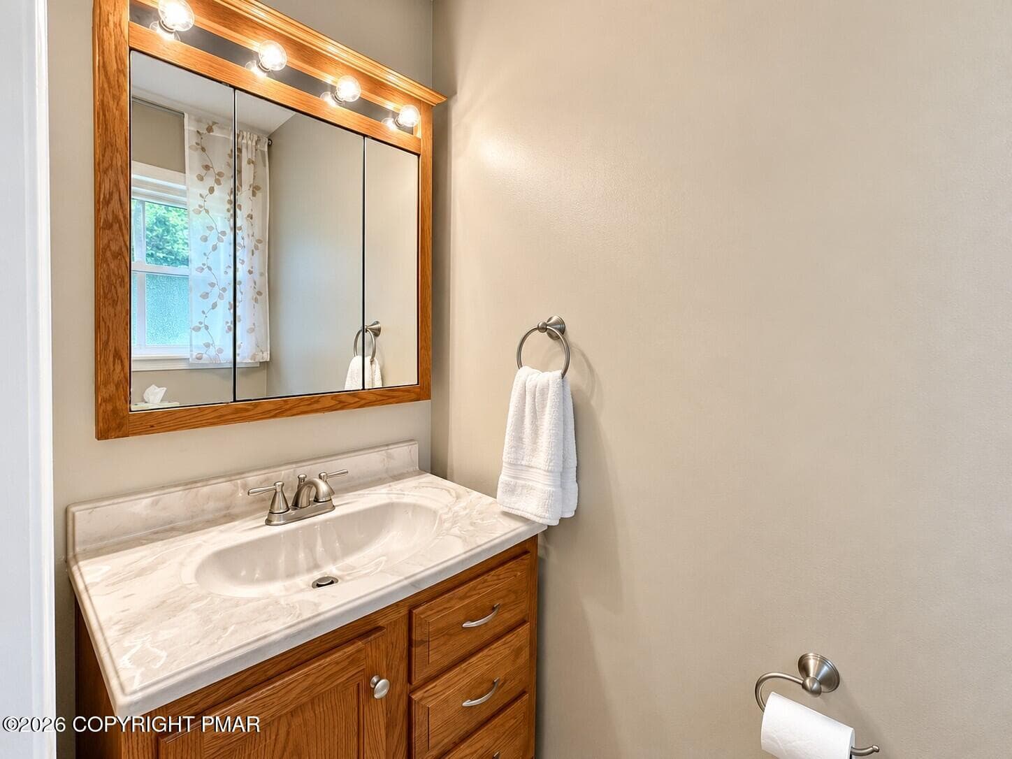 half bath1 - 68 Highlands Boulevard, Easton, PA 18042