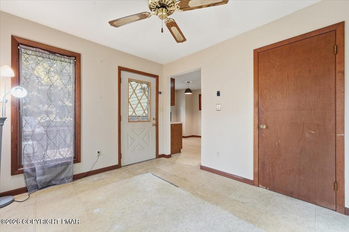 18 - 1121 Overlook Court, Saylorsburg, PA 18353