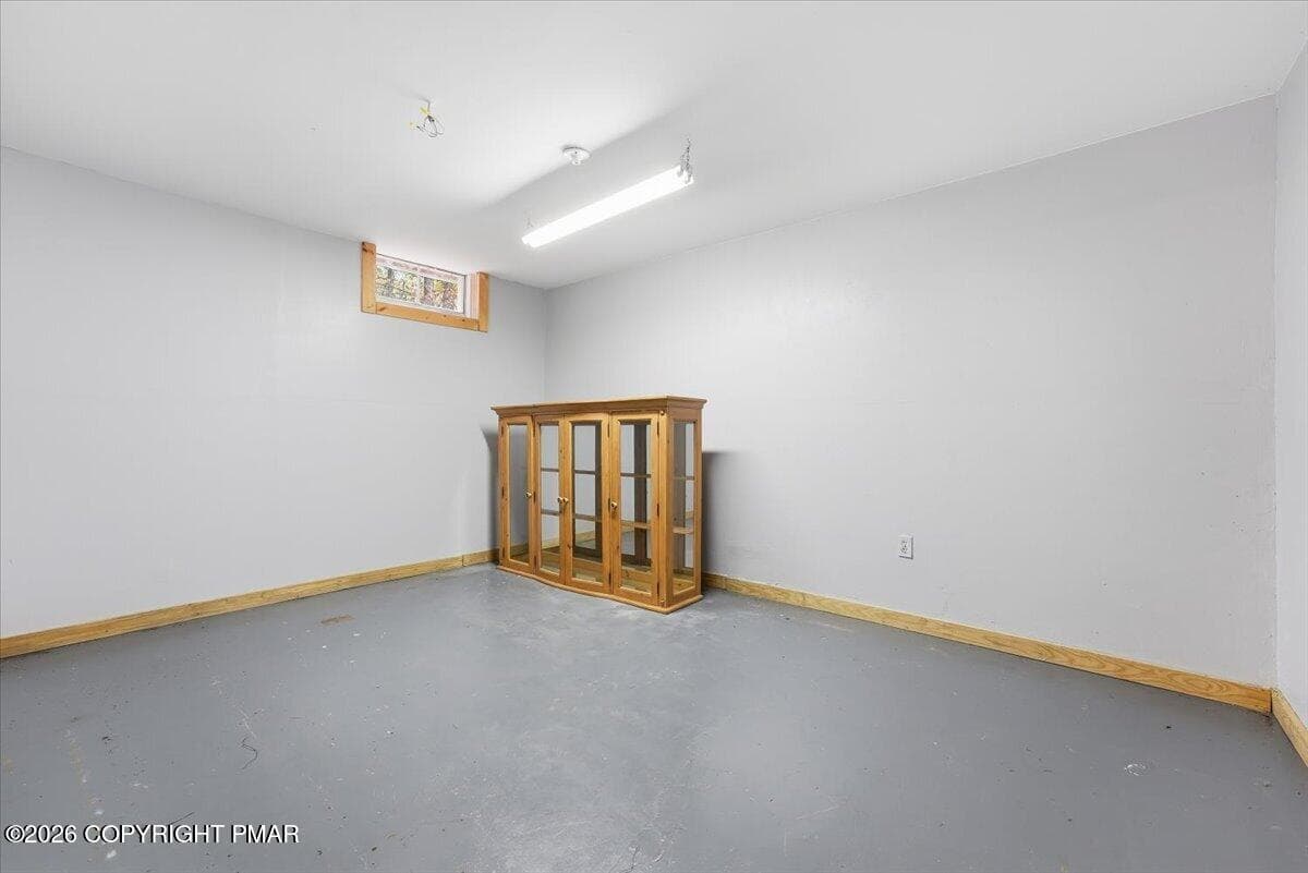 33 - 1121 Overlook Court, Saylorsburg, PA 18353