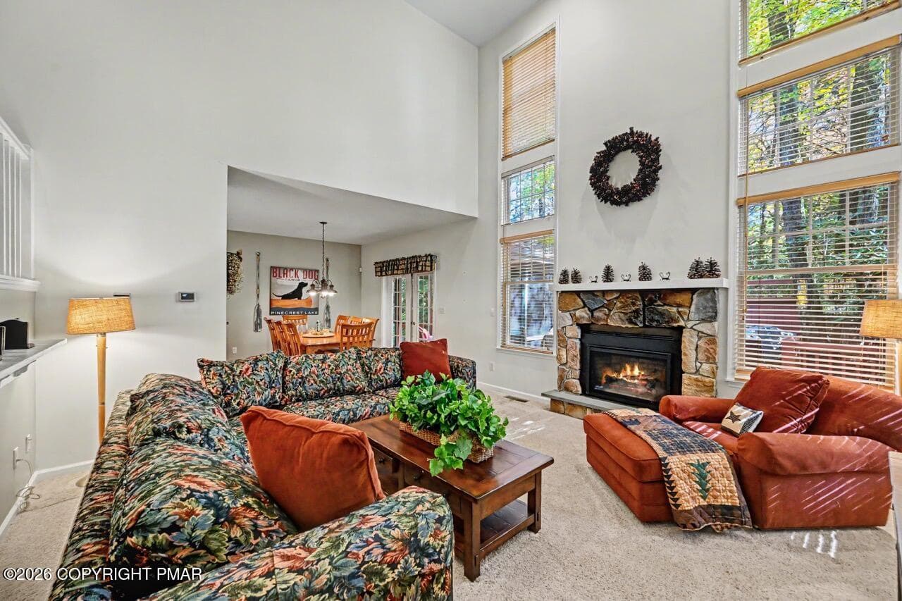 Living - 127 Halfmoon Road, Pocono Pines, PA 18350