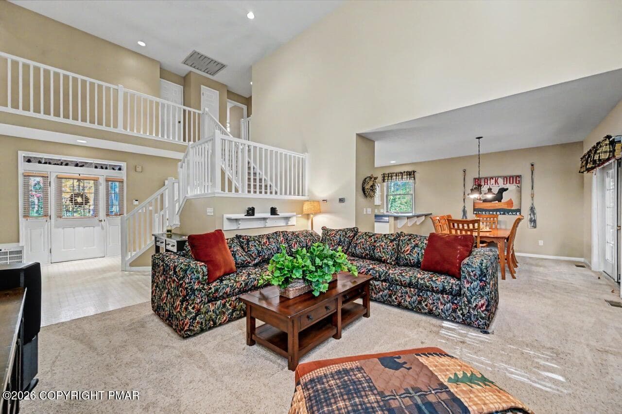 Living - 127 Halfmoon Road, Pocono Pines, PA 18350