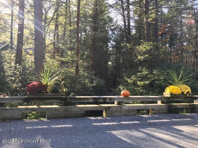 Brookside - 127 Halfmoon Road, Pocono Pines, PA 18350