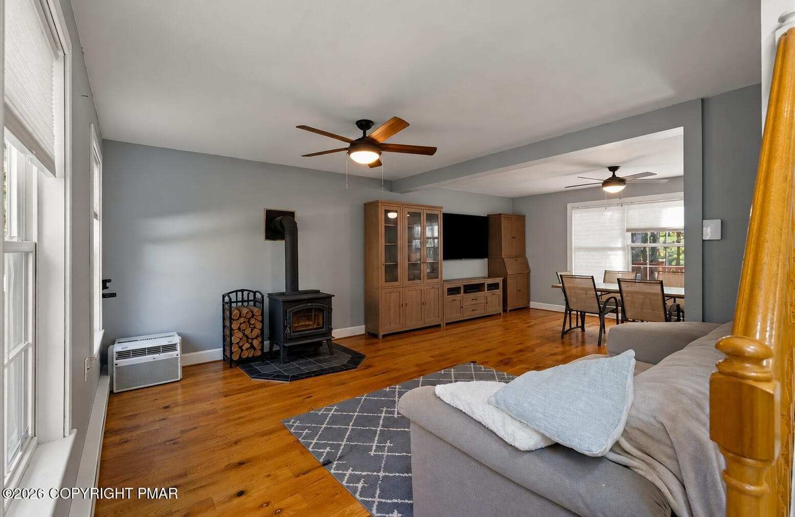 Decluttered Cozy Living and Dining Room - 226 Squirrelwood Court, Effort, PA 18330