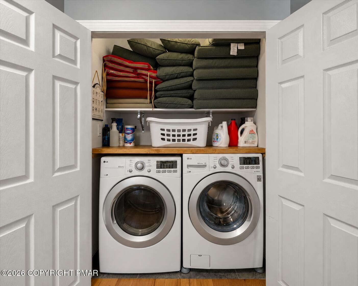 Organized Laundry Closet with Stacked Cu - 226 Squirrelwood Court, Effort, PA 18330
