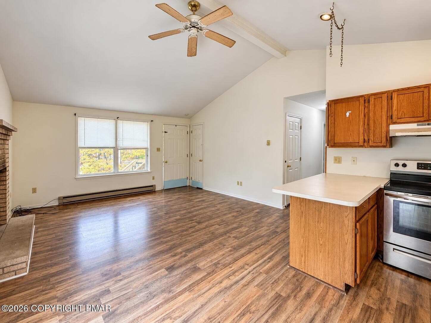 Open-Plan Living and Kitchen - 23 Lenape Trail, Albrightsville, PA 18210