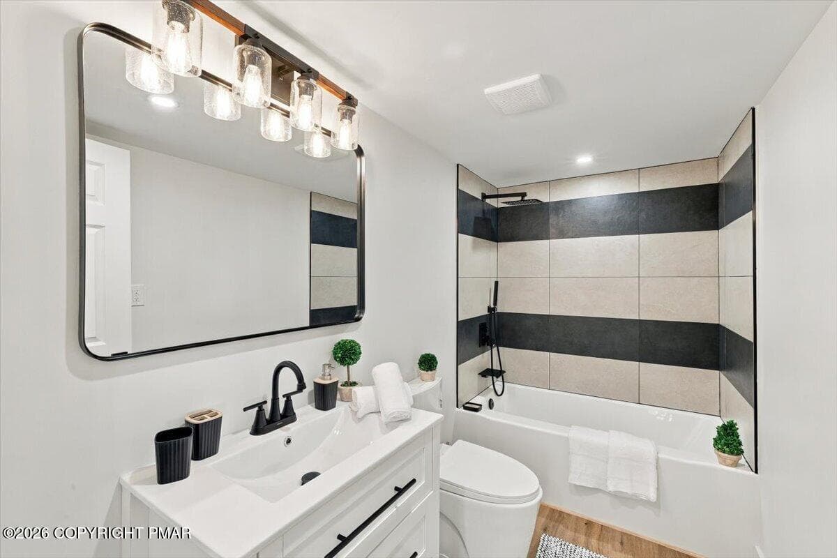 Bathroom - 19 Oak Street, Mount Pocono, PA 18344