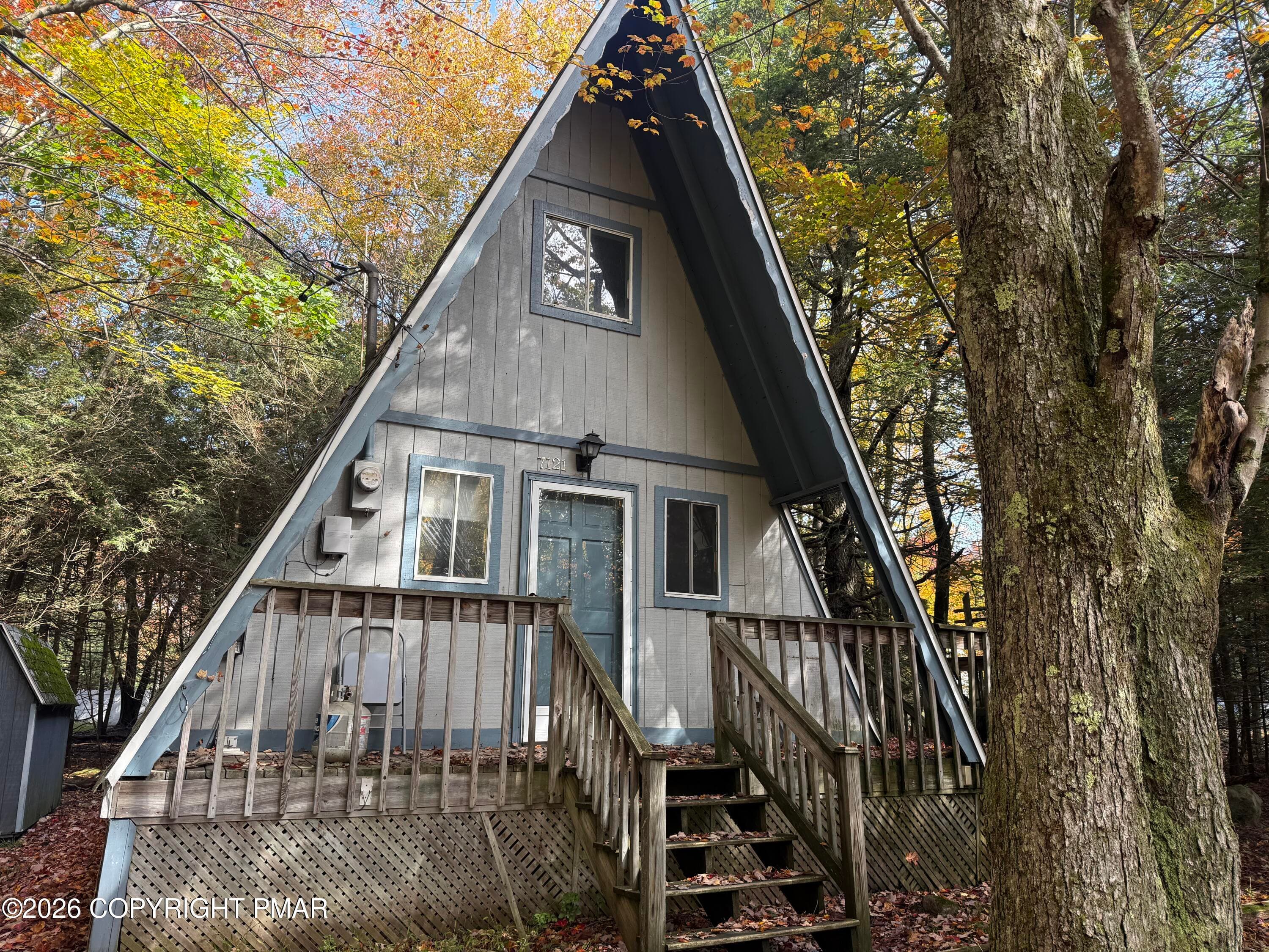 7121 Sunset Lane, Pocono Summit, PA 18346