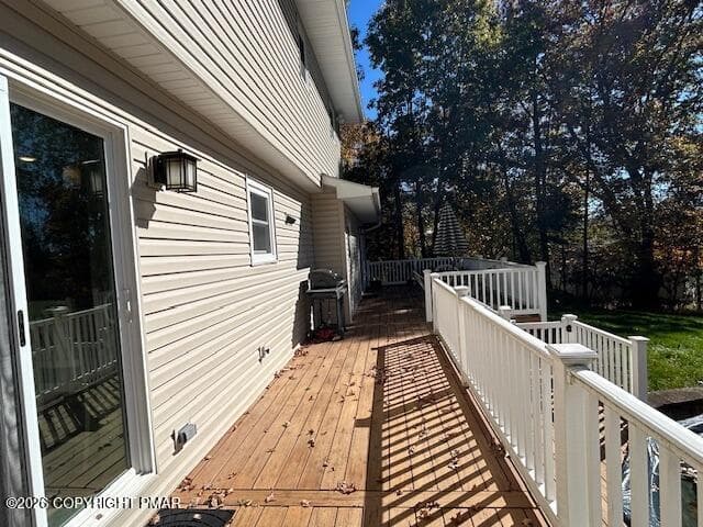 1003 const deck2 - 1003 Constitutional Drive, Stroudsburg, PA 18360