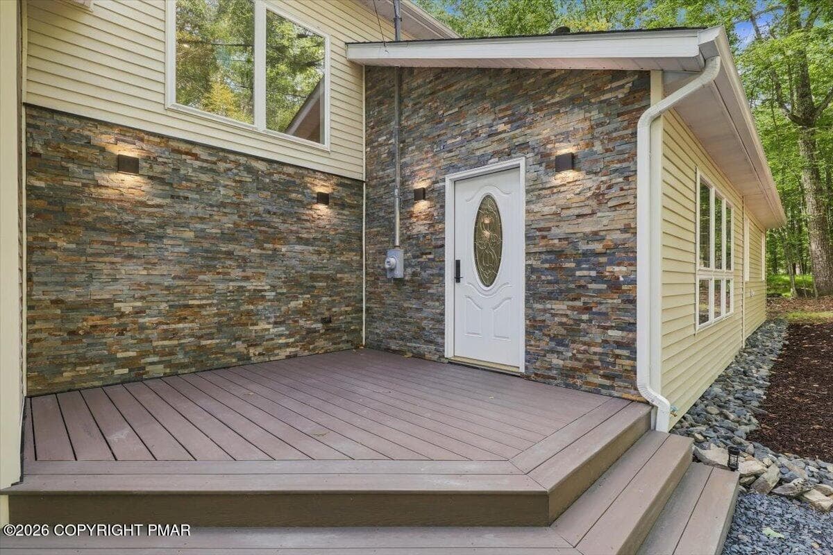 entrance - 2110 Owl Pass Road, Bushkill, PA 18324
