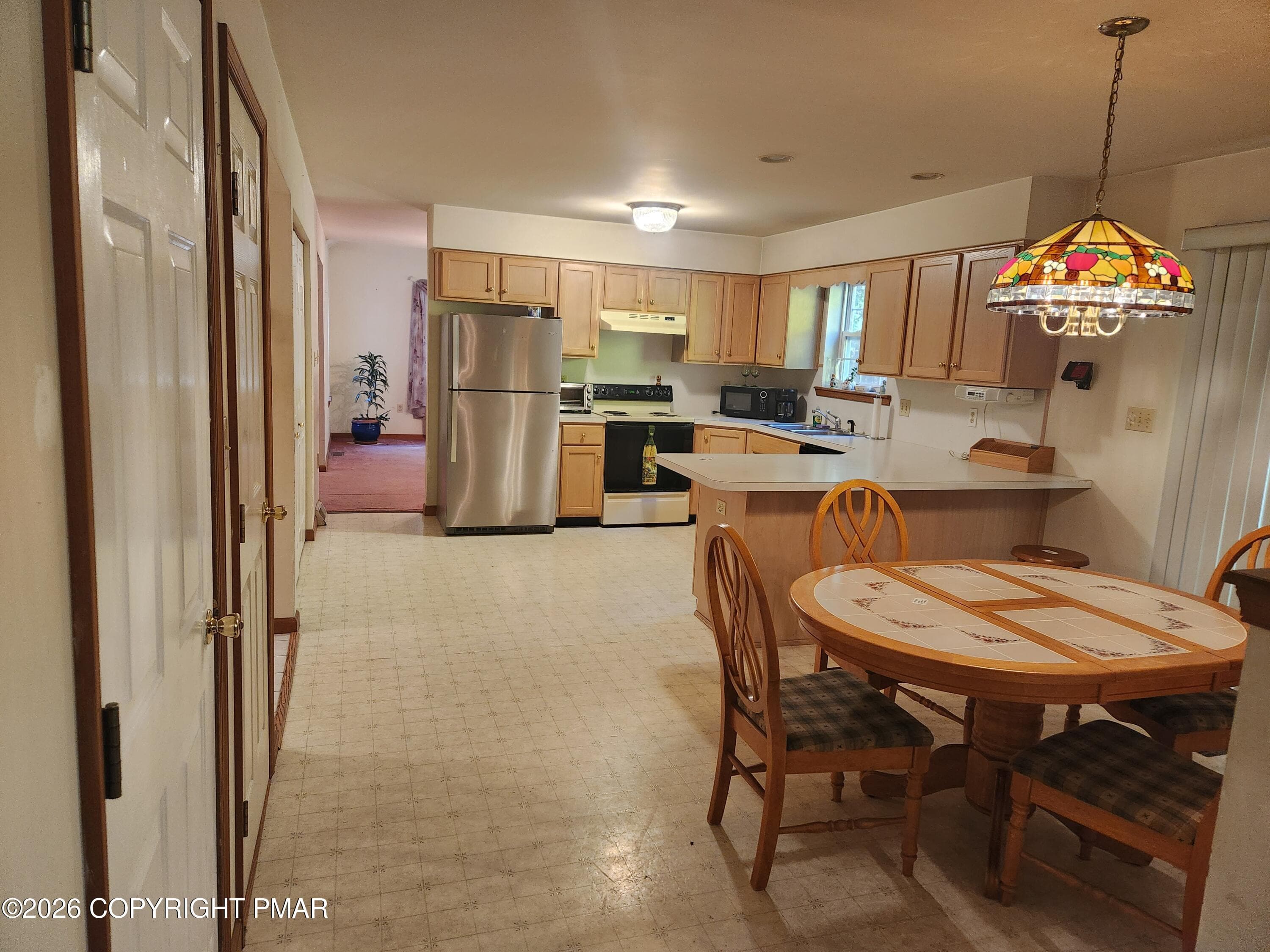 Breakfast nook/Kitchen - 296 Harvest Hill Drive, Effort, PA 18330