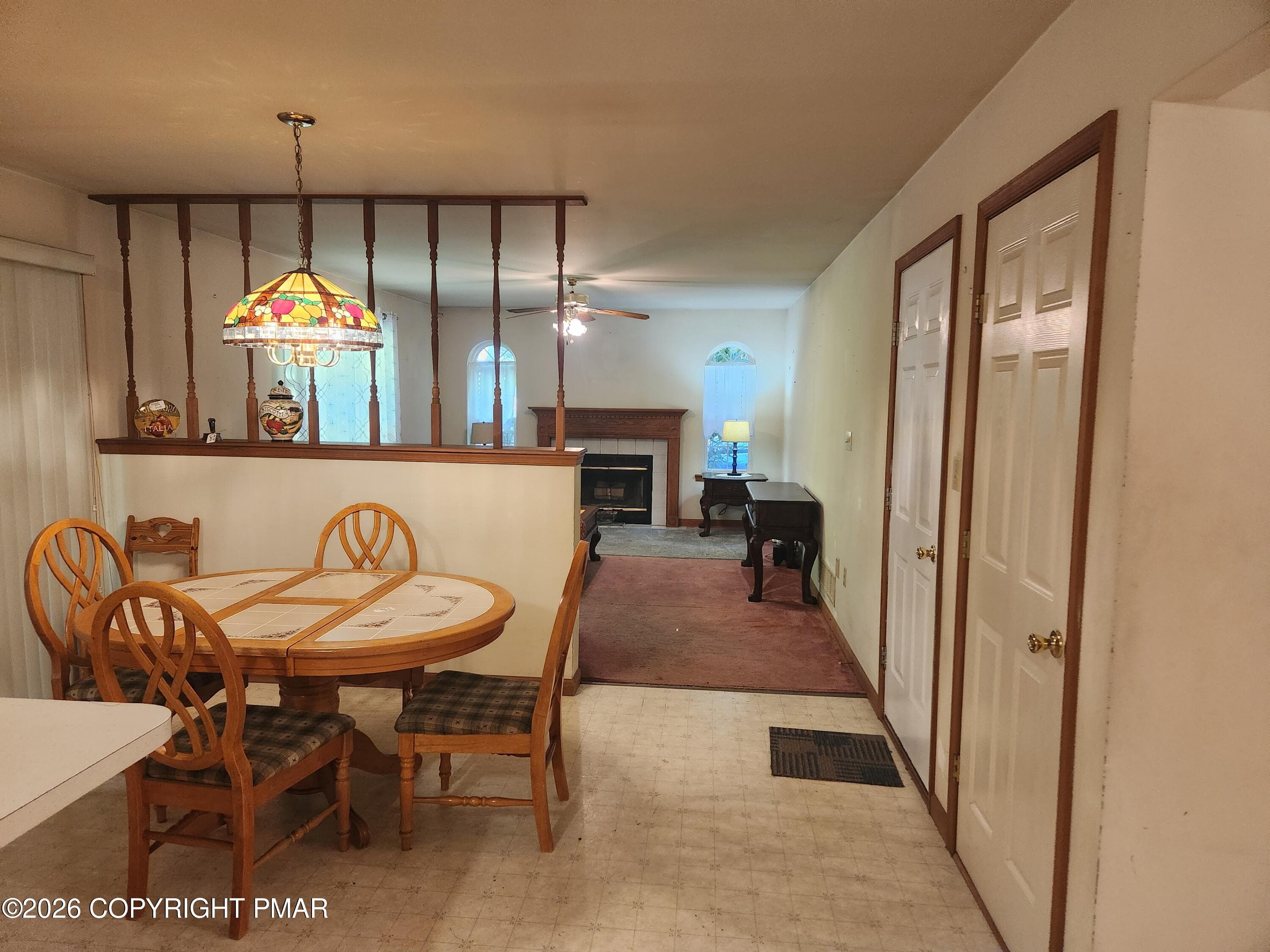 Breakfast nook to Family room - 296 Harvest Hill Drive, Effort, PA 18330