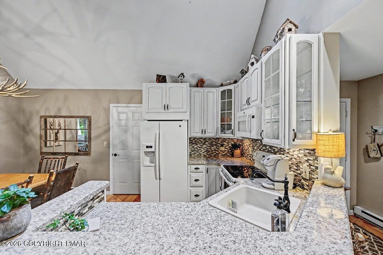 Kitchen - 111 Halfmoon Road, Pocono Pines, PA 18350