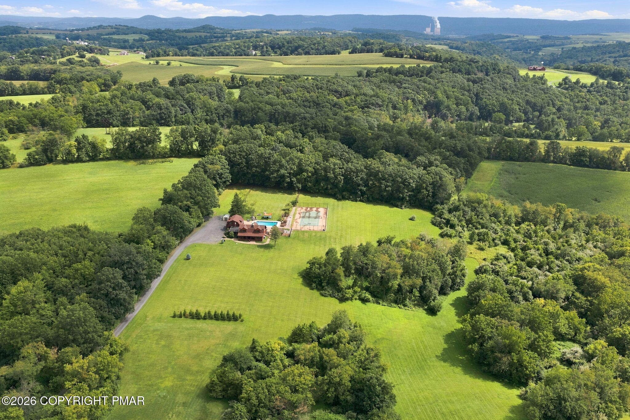 11-web-or-mls-Image_011 - 435 Sunset Drive, Bangor, PA 18013