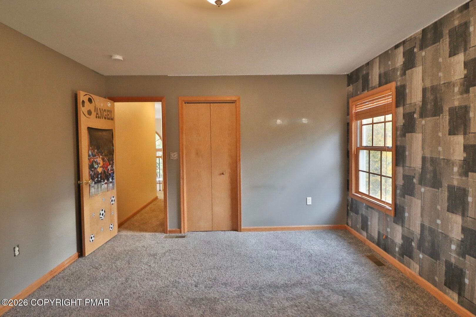 1C37BFFE-784A-4F5B-90B9-0AAE1E2D1FC8 - 131 Canterbury Road, Bushkill, PA 18324