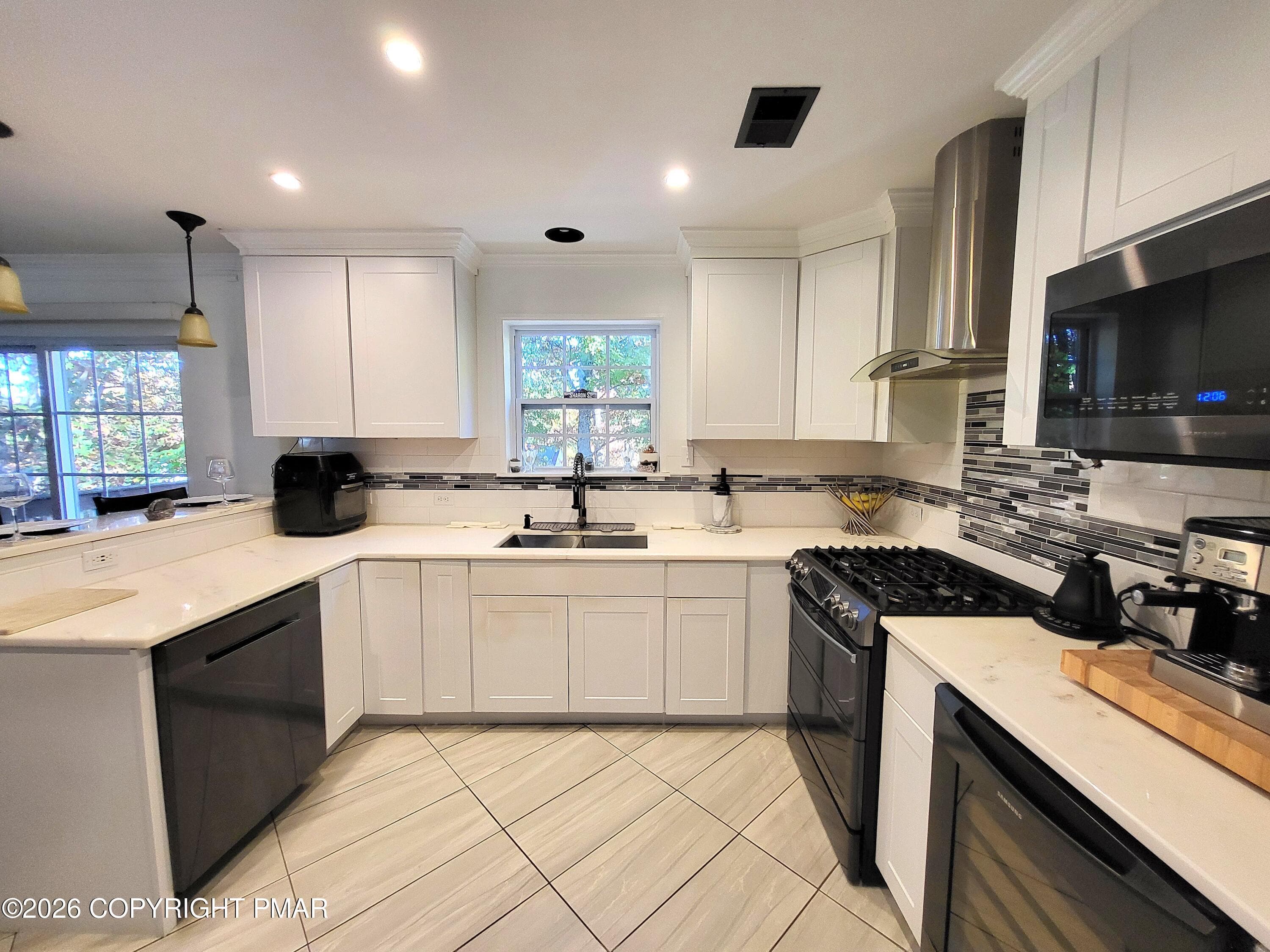 20261018_152826 - 1125 Dorset Drive, Bushkill, PA 18324
