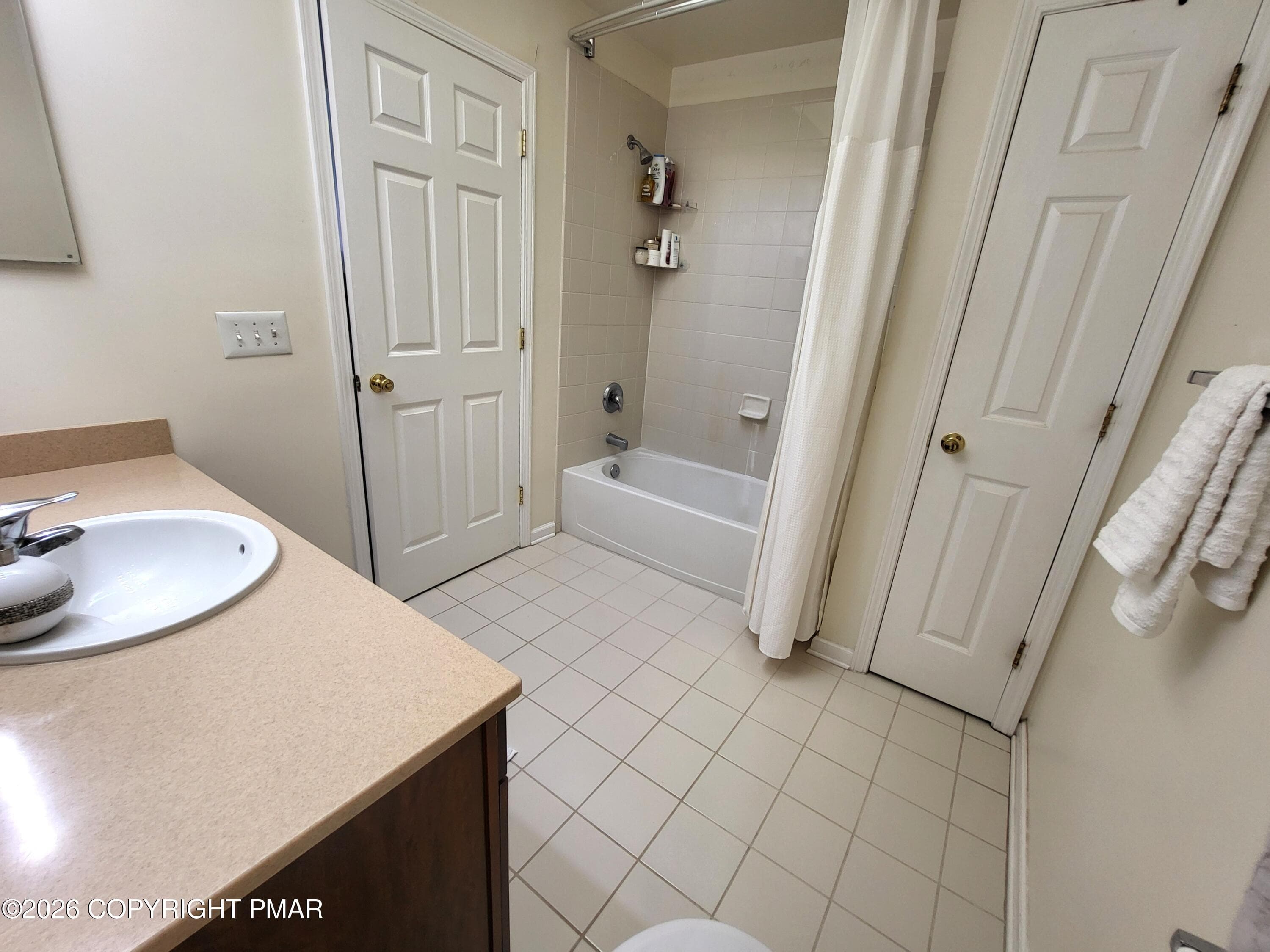 20261018_153647 - 1125 Dorset Drive, Bushkill, PA 18324