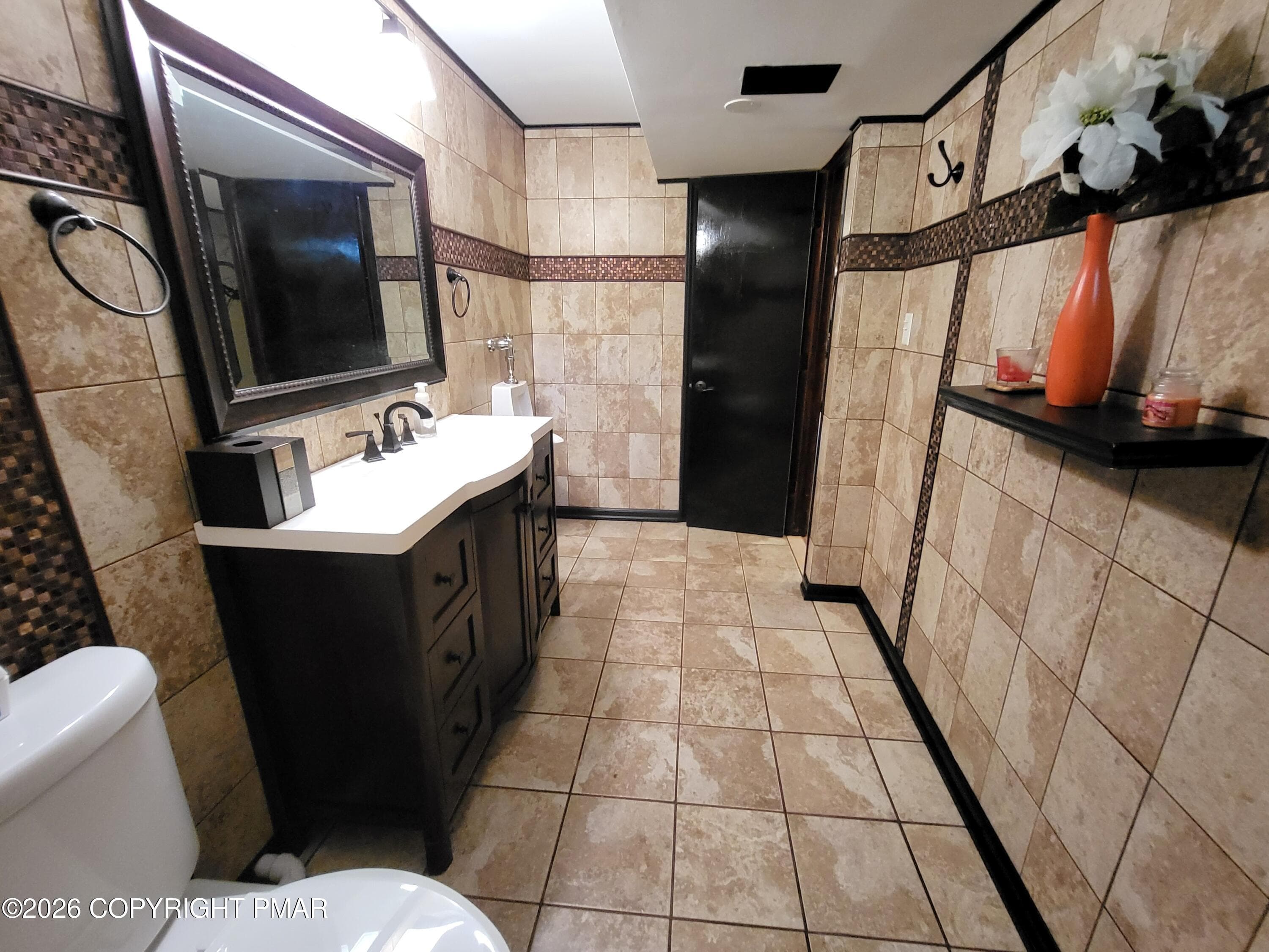 20261018_154605 - 1125 Dorset Drive, Bushkill, PA 18324
