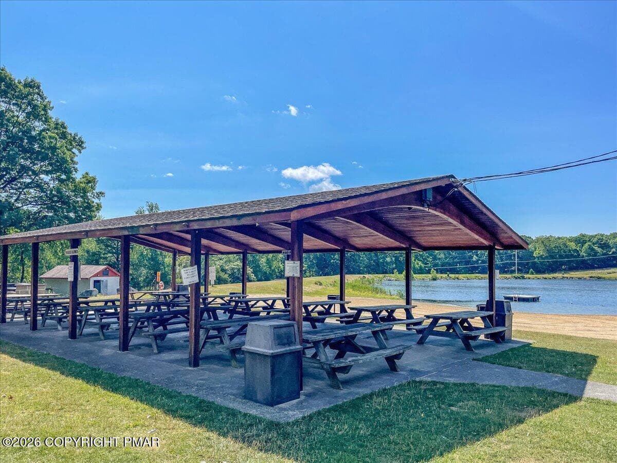 41- Amenities - 160 Hummingbird Trail, Bushkill, PA 18324