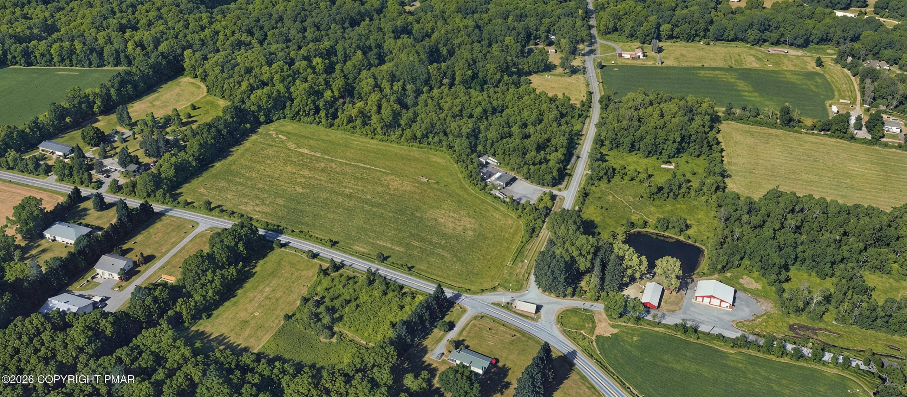 1 N Road, Stroudsburg, PA 18360