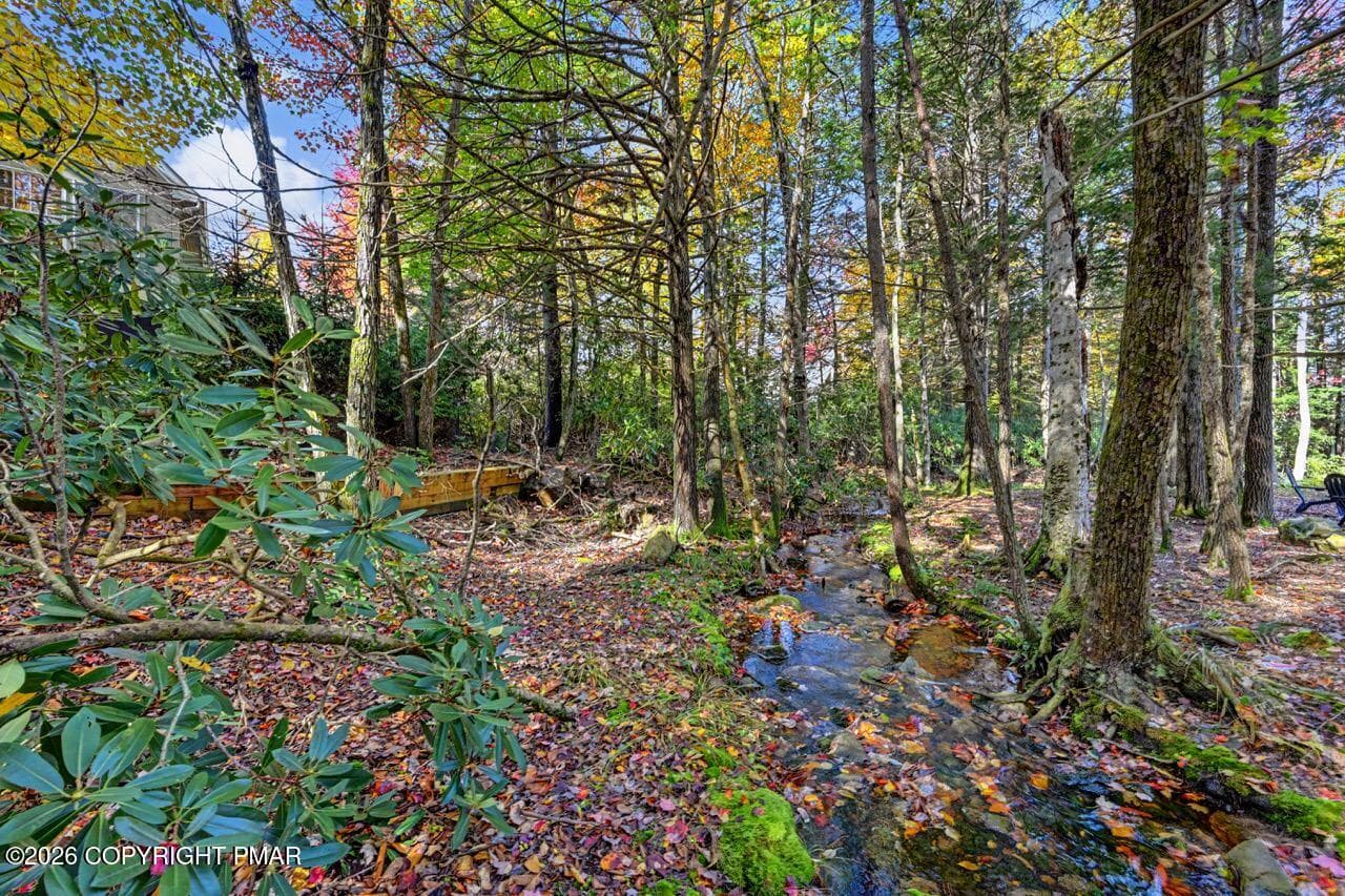Brookside Setting - 127 Halfmoon Road, Pocono Pines, PA 18350
