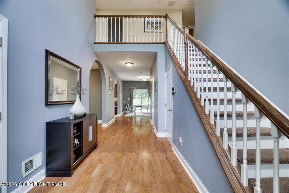 Entry Way & Stairs - 122 Tamarack Trail, Pocono Summit, PA 18346