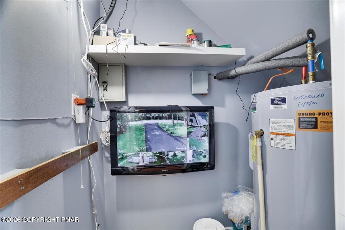 Advanced Security System - 122 Tamarack Trail, Pocono Summit, PA 18346