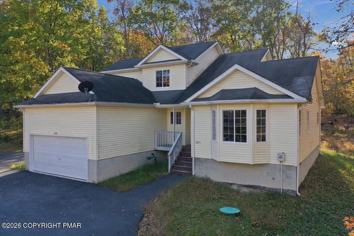 003-089_DJI_0853 - 2118 Scarborough Way, Bushkill, PA 18324