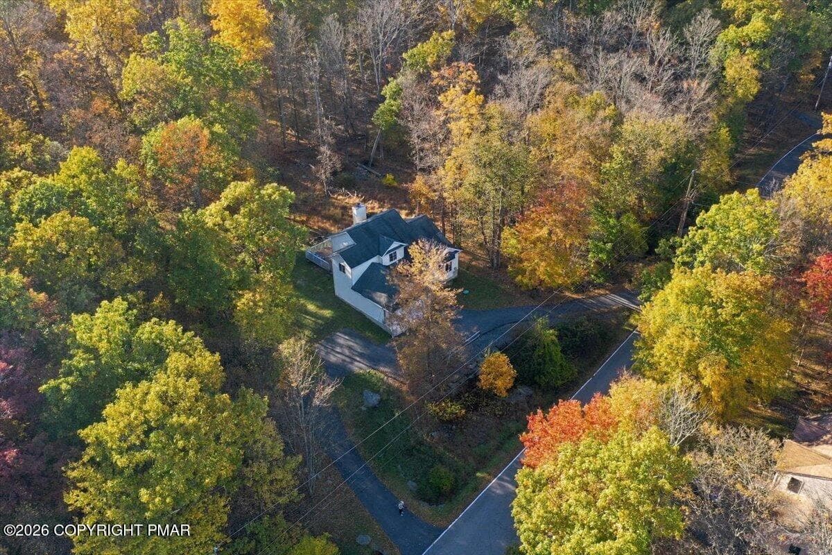 089-105_DJI_0872 - 2118 Scarborough Way, Bushkill, PA 18324
