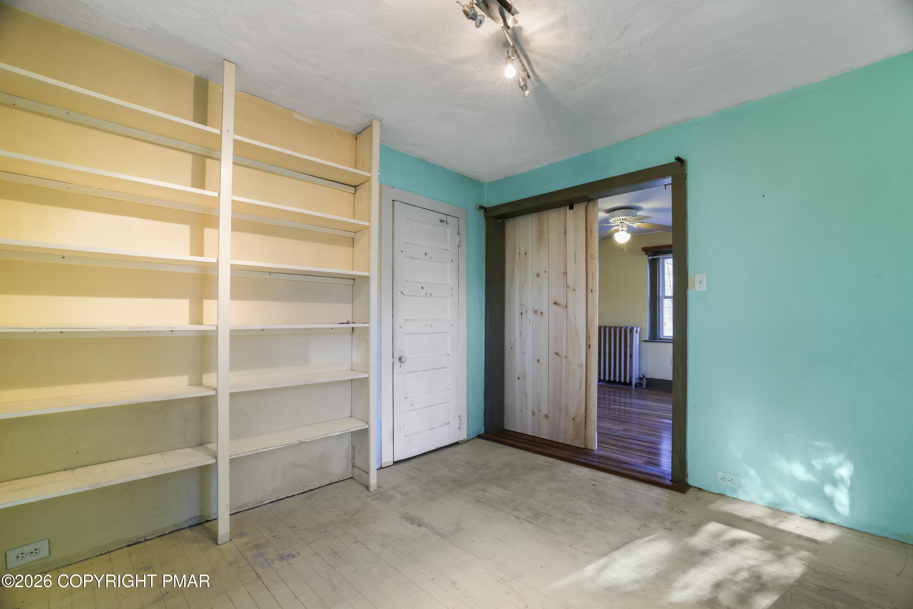 20-RBP56447 - 105 Squirrel Lane, Cresco, PA 18326