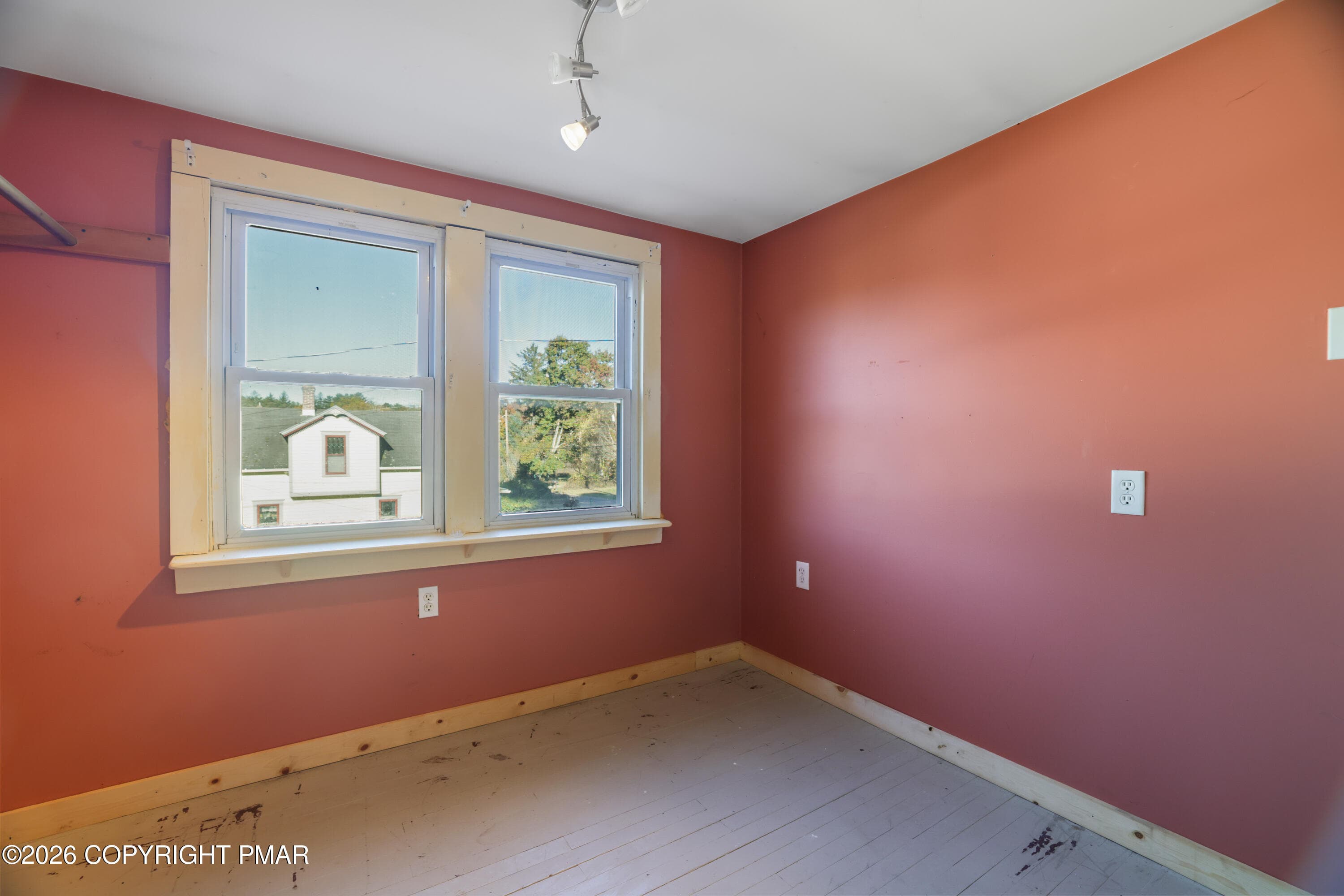 29-RBP56492 - 105 Squirrel Lane, Cresco, PA 18326