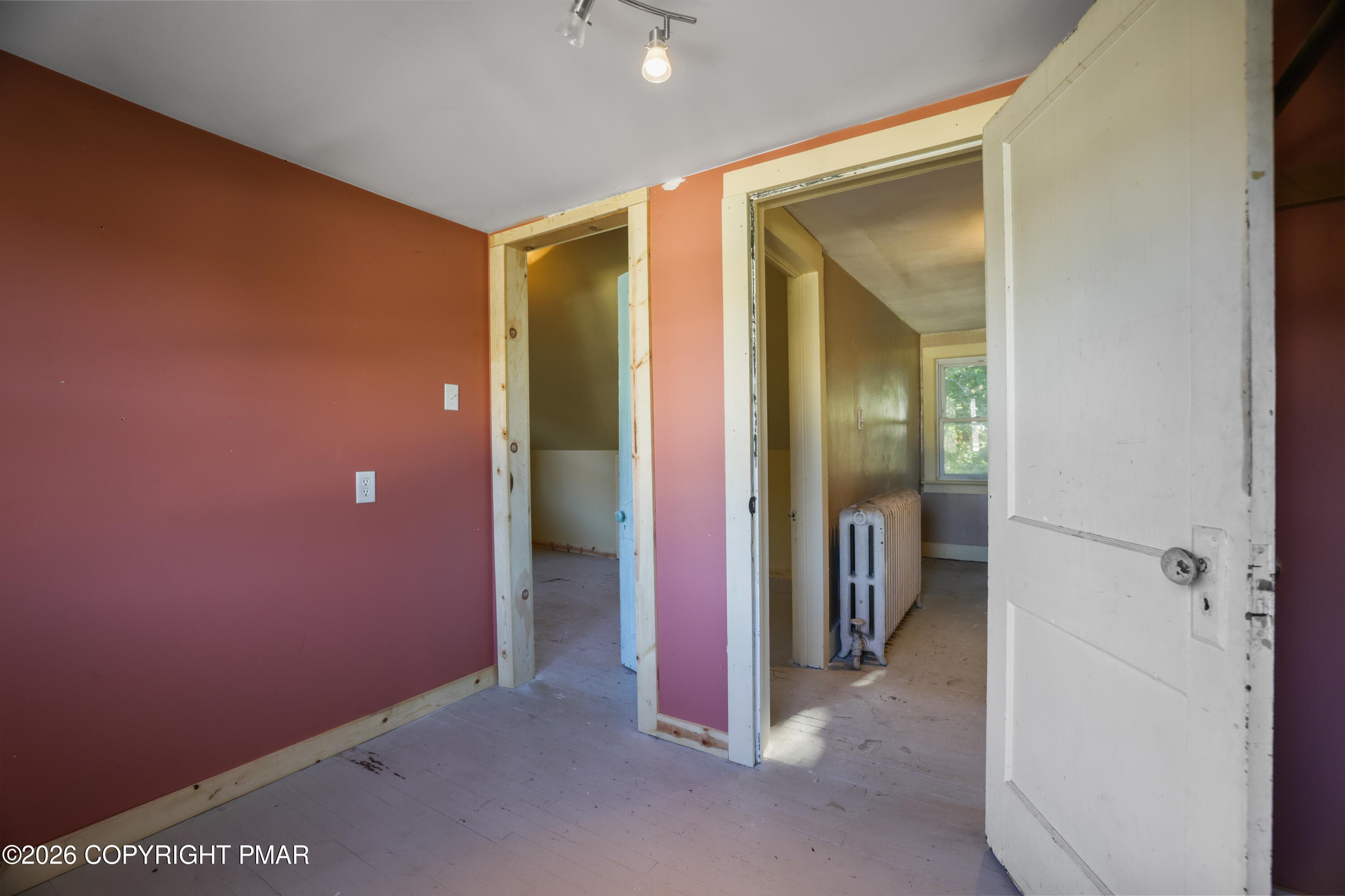 30-RBP56497 - 105 Squirrel Lane, Cresco, PA 18326