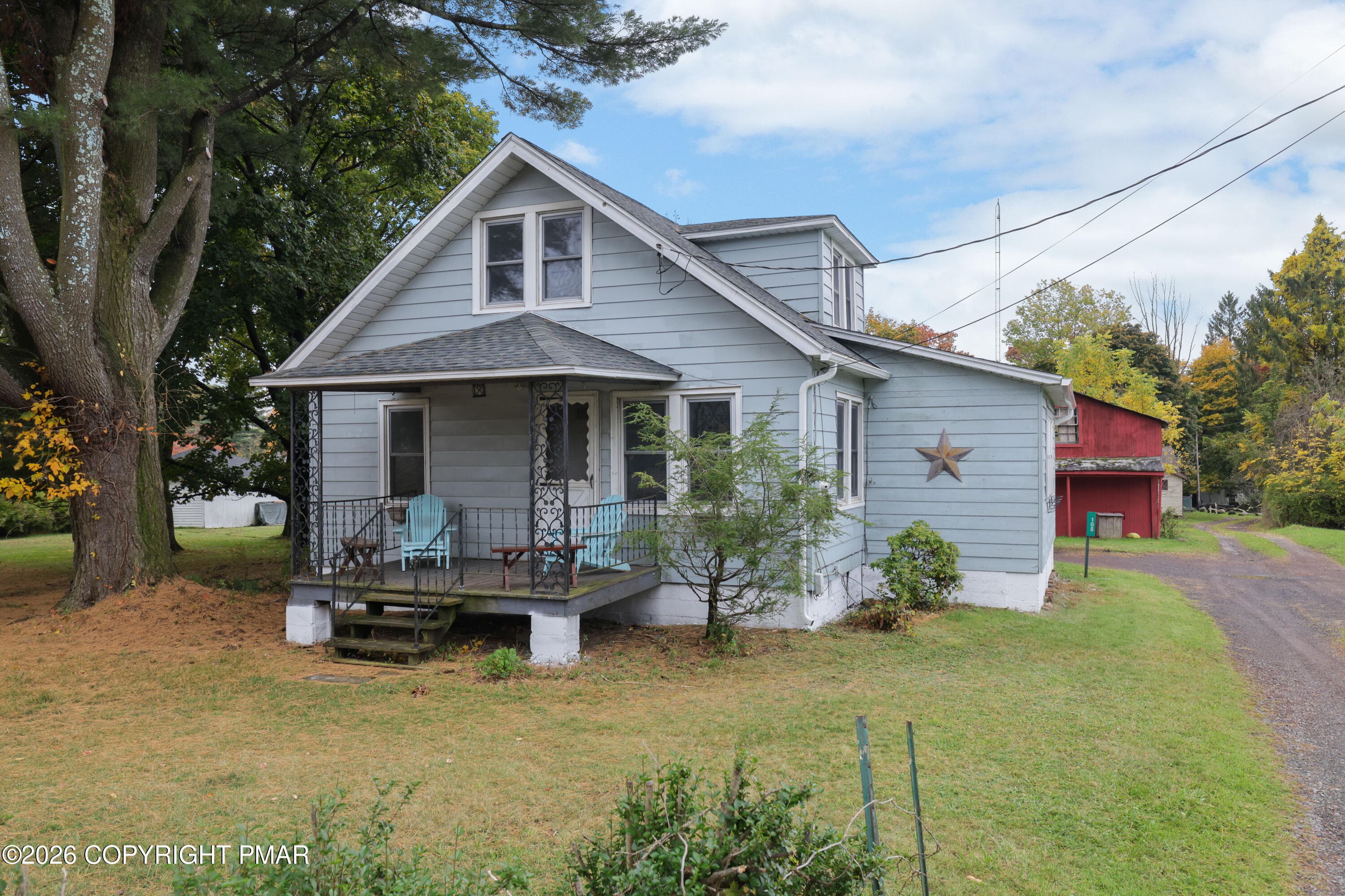105 Squirrel Lane, Cresco, PA 18326