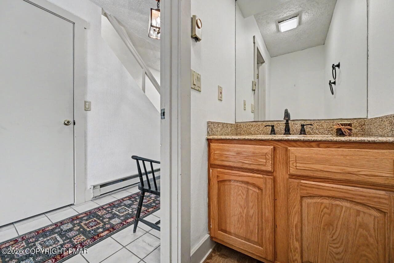 Powder Room - 1063 Crestwoods Drive, Pocono Pines, PA 18350