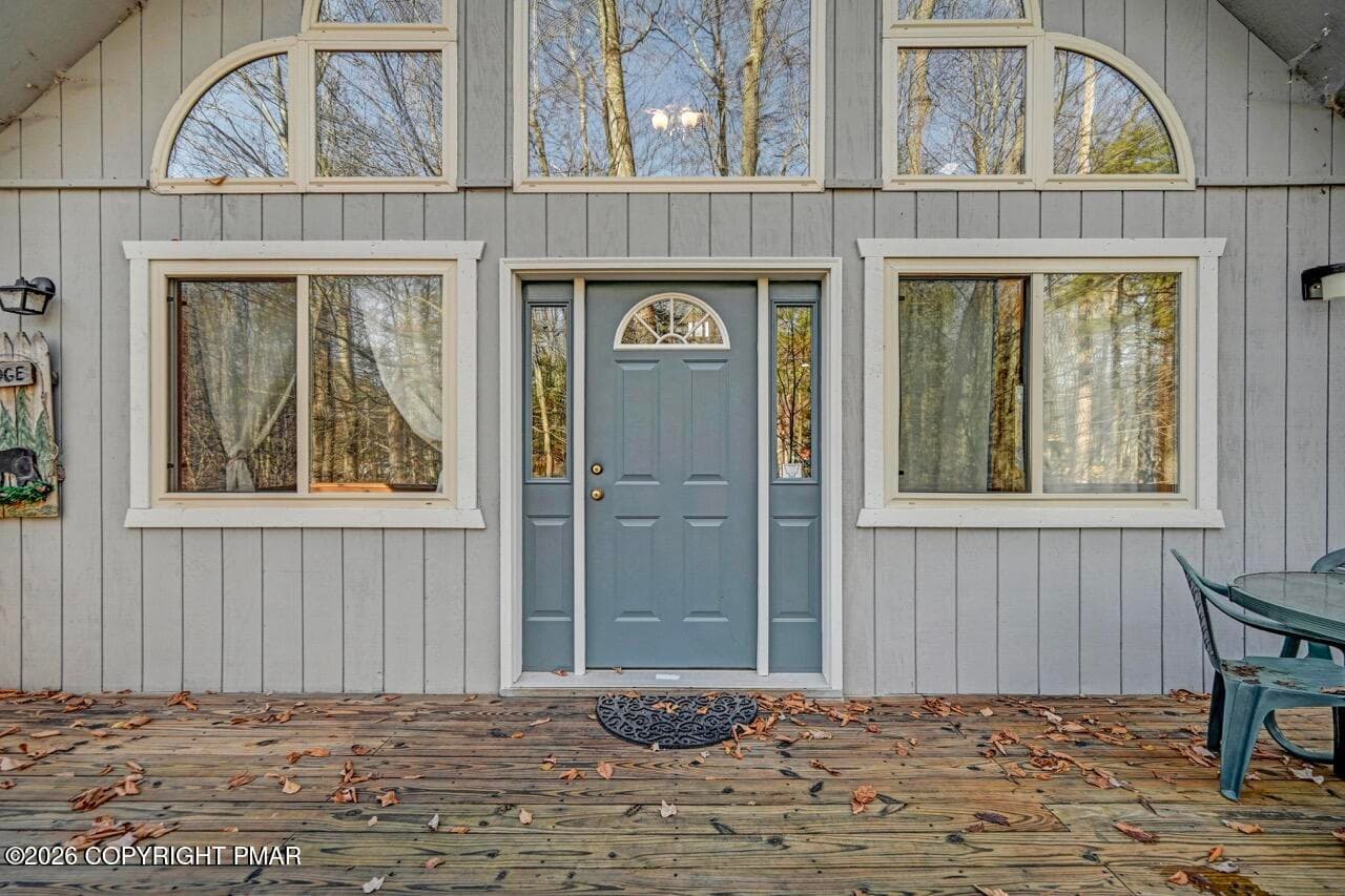 Main Entrance - 1575 Evergreen Road, Pocono Pines, PA 18350