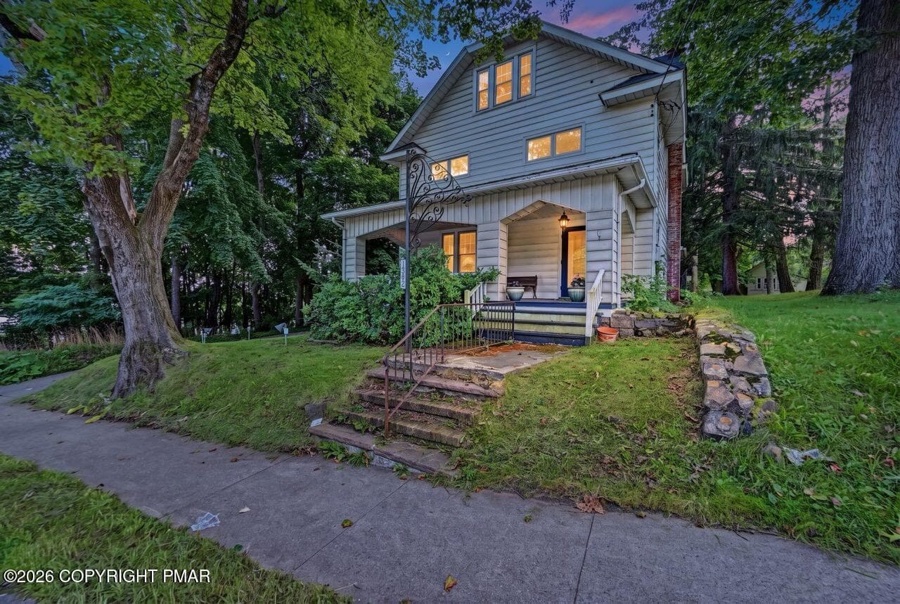 1392 Pocono Boulevard, Mount Pocono, PA 18344