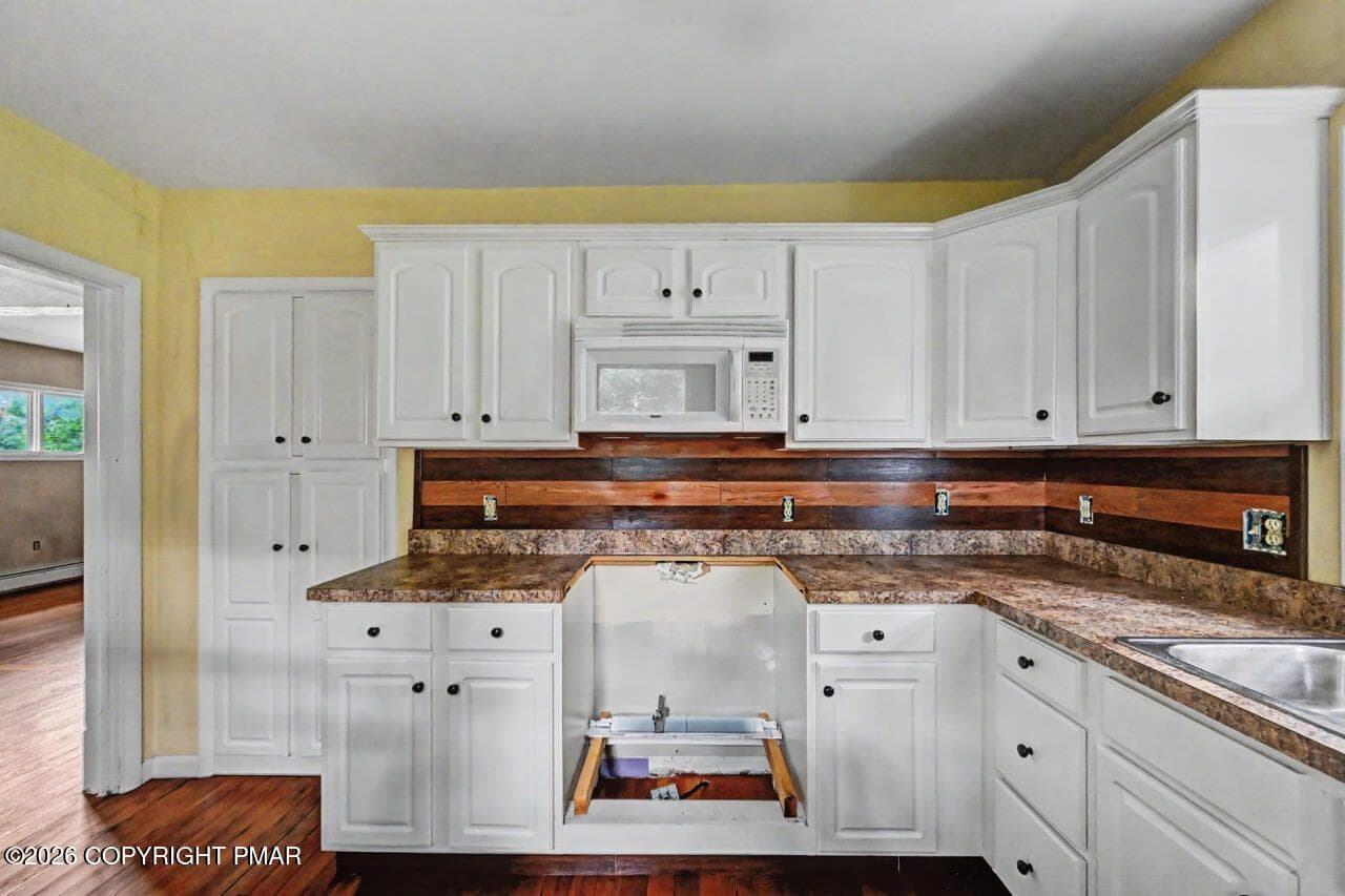 1392 Pocono Blvd 30 Large - 1392 Pocono Boulevard, Mount Pocono, PA 18344