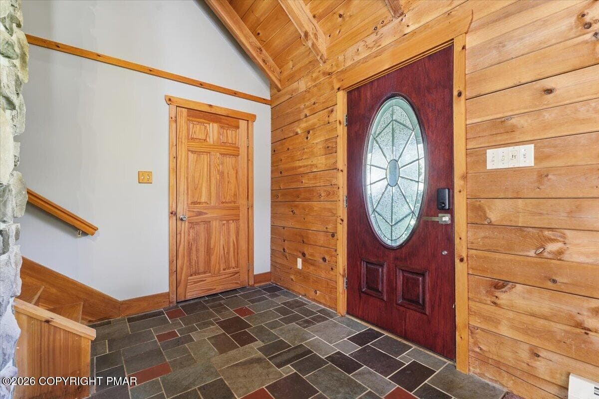 035-021_DSC00128 - 132 Lime Kiln Drive, Andreas, PA 18211