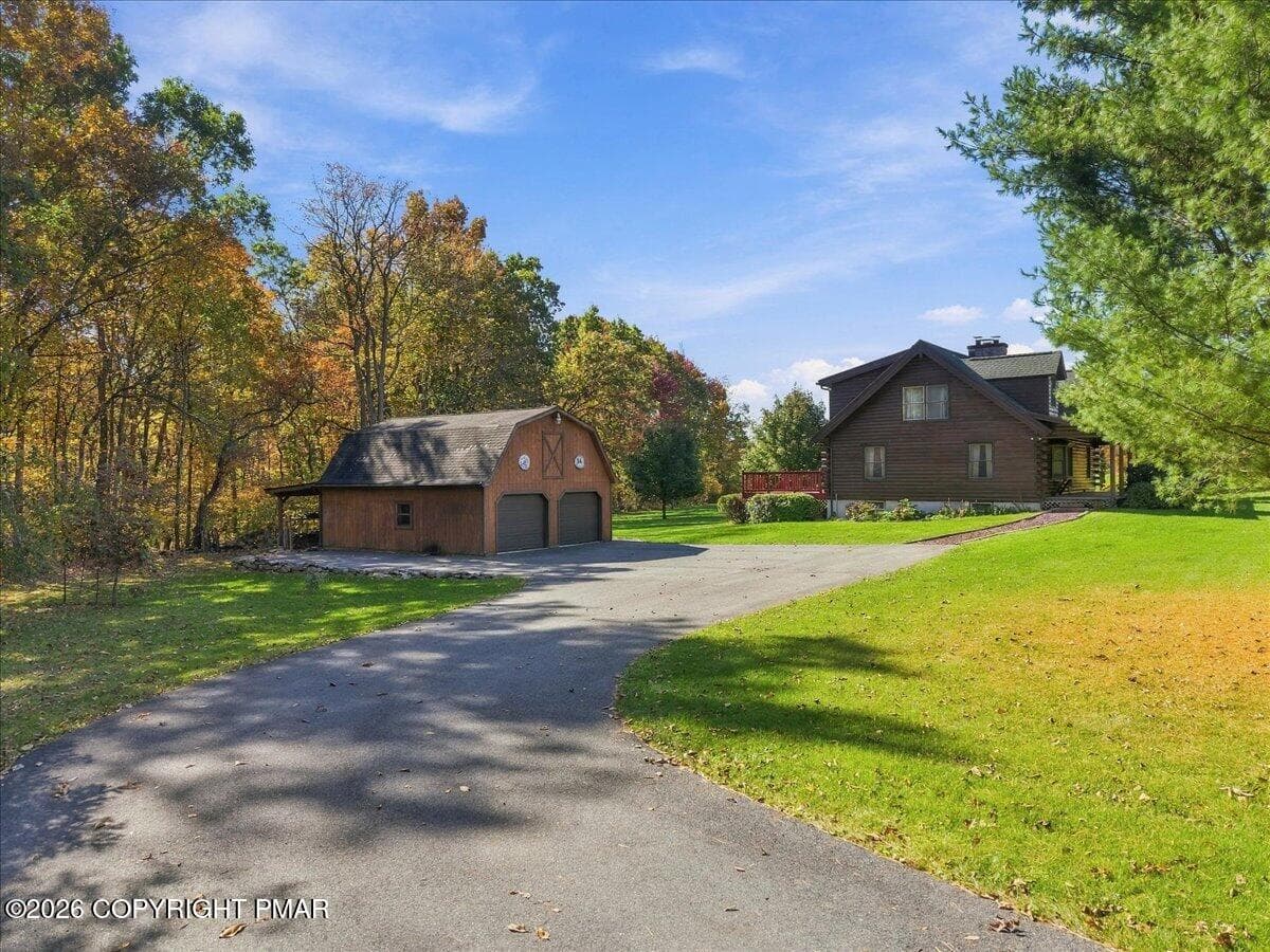 094-067_dji_fly_20261020_130458_0295_179 - 132 Lime Kiln Drive, Andreas, PA 18211
