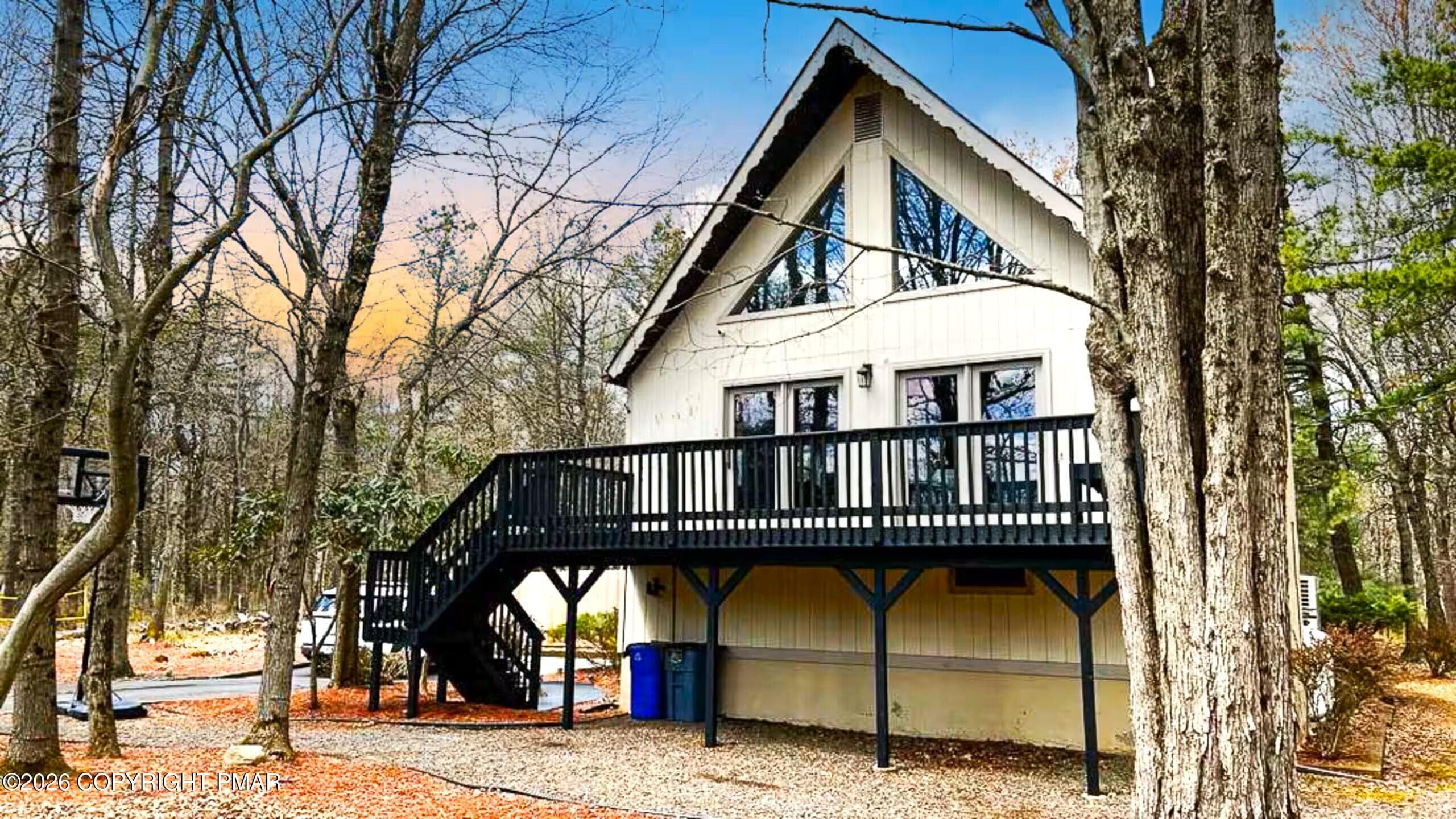 1217 GLADE Drive, Long Pond, PA 18334
