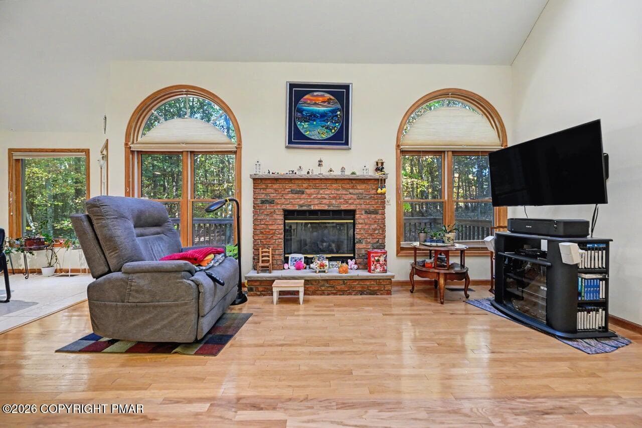 256 Pin Oak Rd 08 Large - 256 Pin Oak Road, Stroudsburg, PA 18360