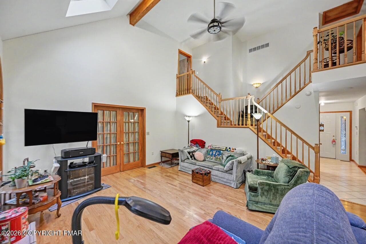256 Pin Oak Rd 12 Large - 256 Pin Oak Road, Stroudsburg, PA 18360