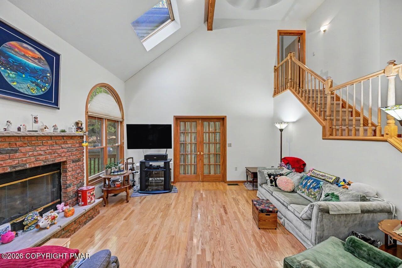 256 Pin Oak Rd 13 Large - 256 Pin Oak Road, Stroudsburg, PA 18360