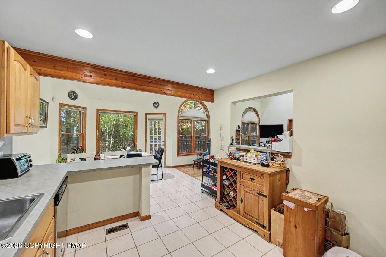 256 Pin Oak Rd 24 Large - 256 Pin Oak Road, Stroudsburg, PA 18360