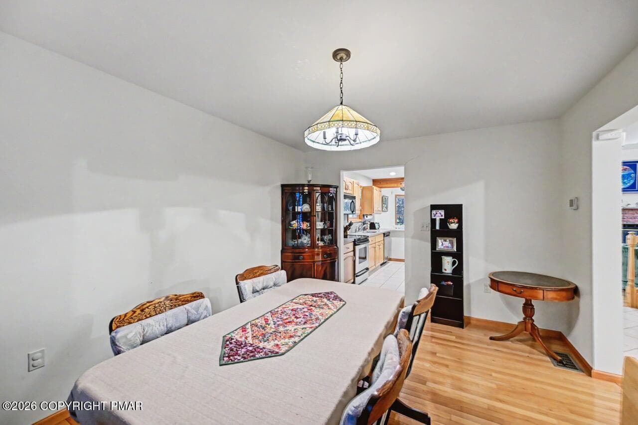 256 Pin Oak Rd 28 Large - 256 Pin Oak Road, Stroudsburg, PA 18360