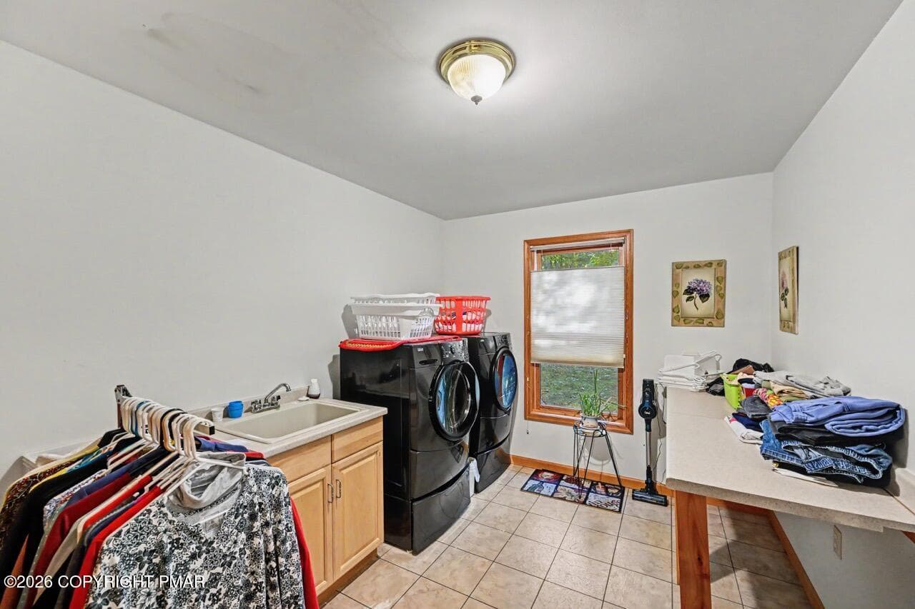 256 Pin Oak Rd 37 Large - 256 Pin Oak Road, Stroudsburg, PA 18360