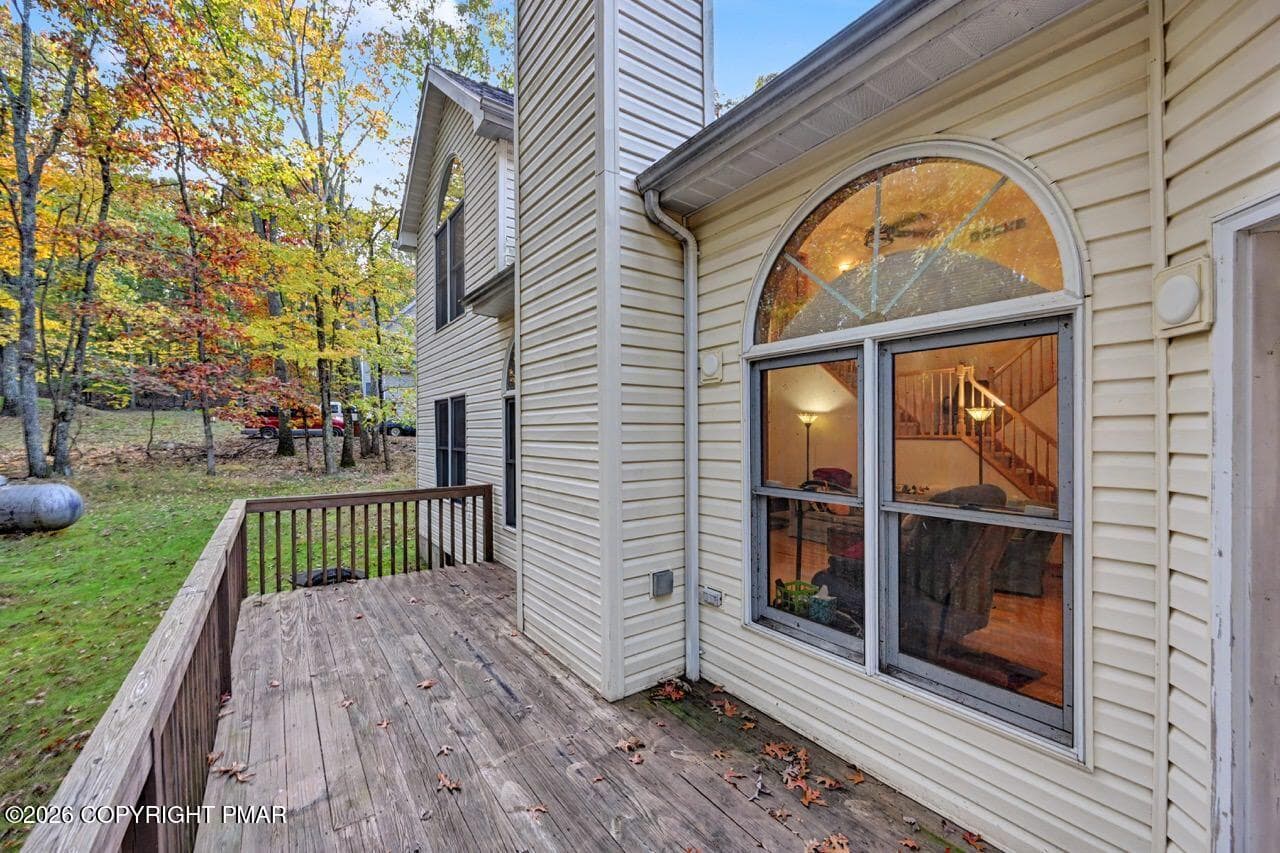 256 Pin Oak Rd 80 Large - 256 Pin Oak Road, Stroudsburg, PA 18360